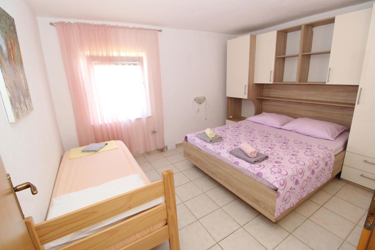 Apartment Marija โคลัน ภายนอก รูปภาพ